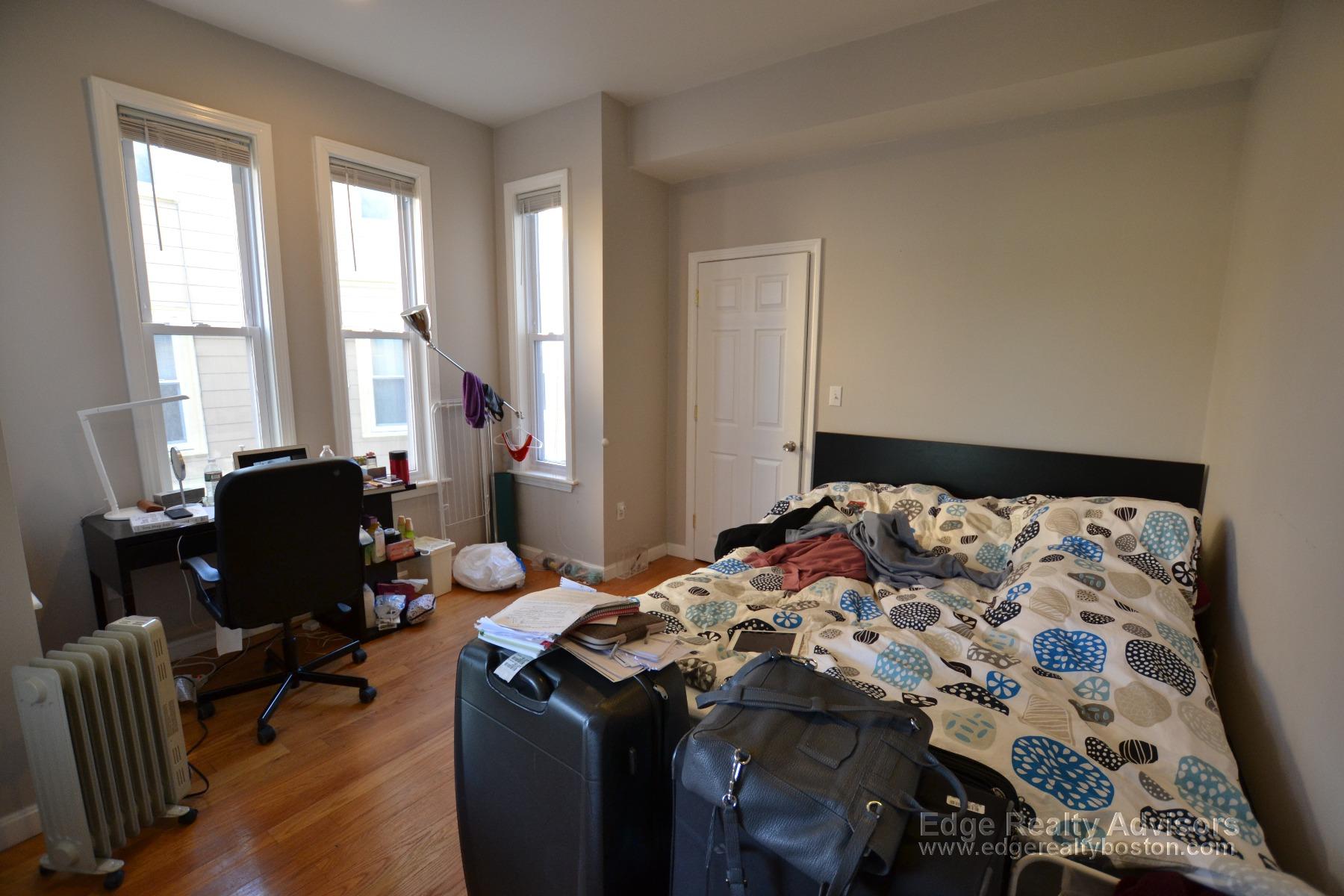 45 Allston St, Allston