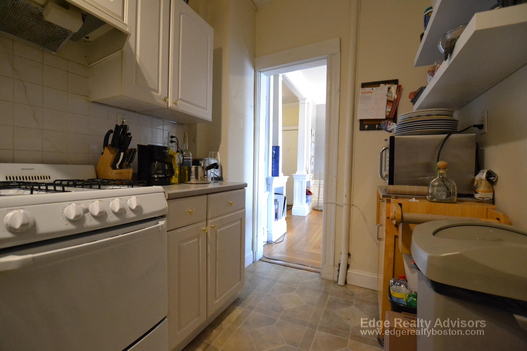 1661 Commonwealth Ave, Brighton