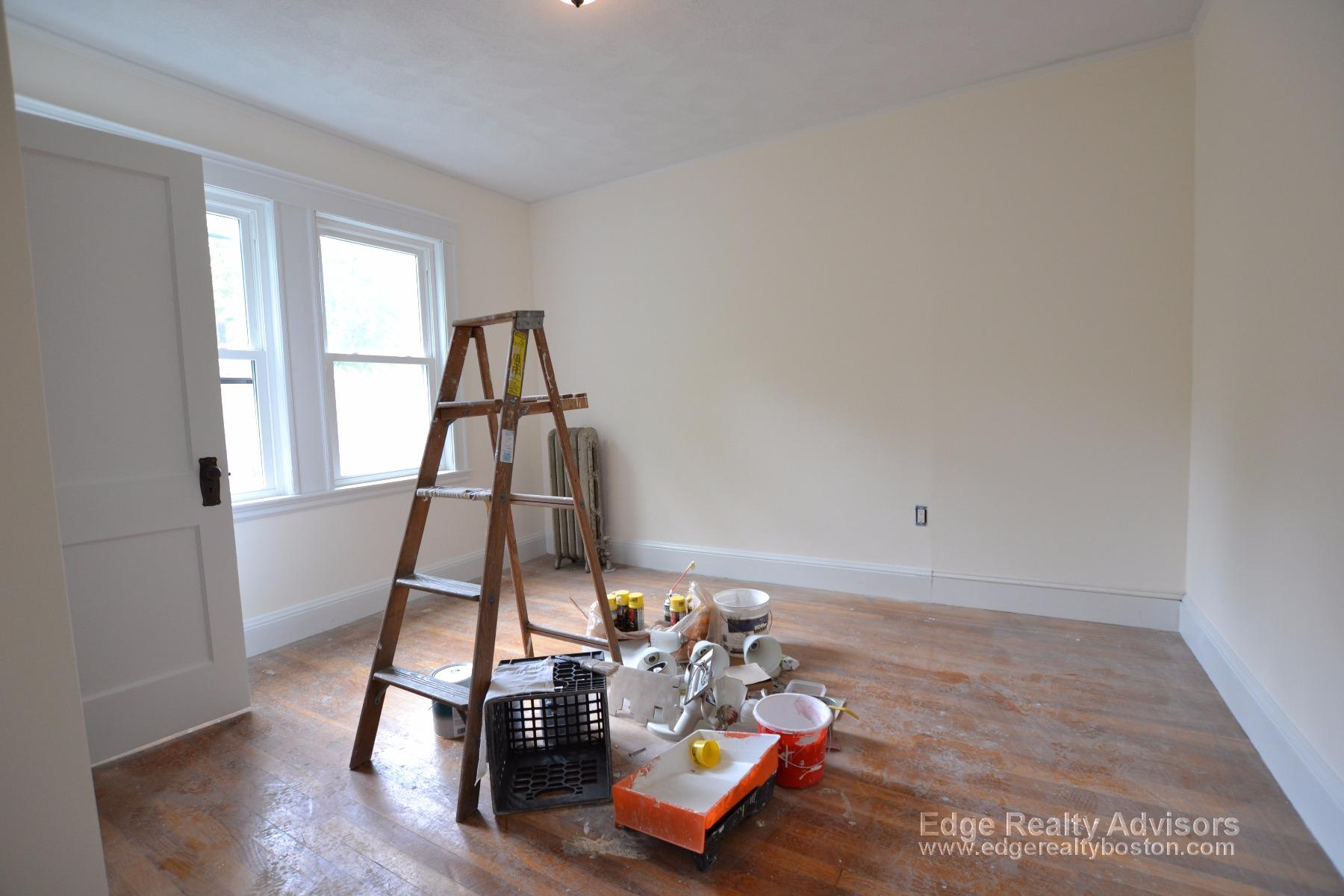 21 N Crescent Cir, Brighton