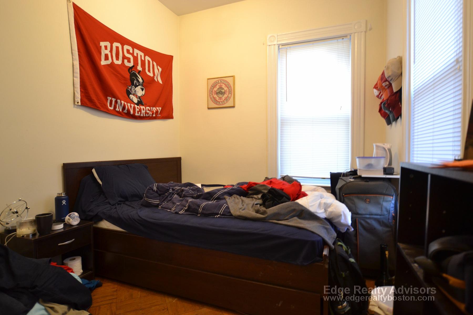 48 Ashford St, Allston