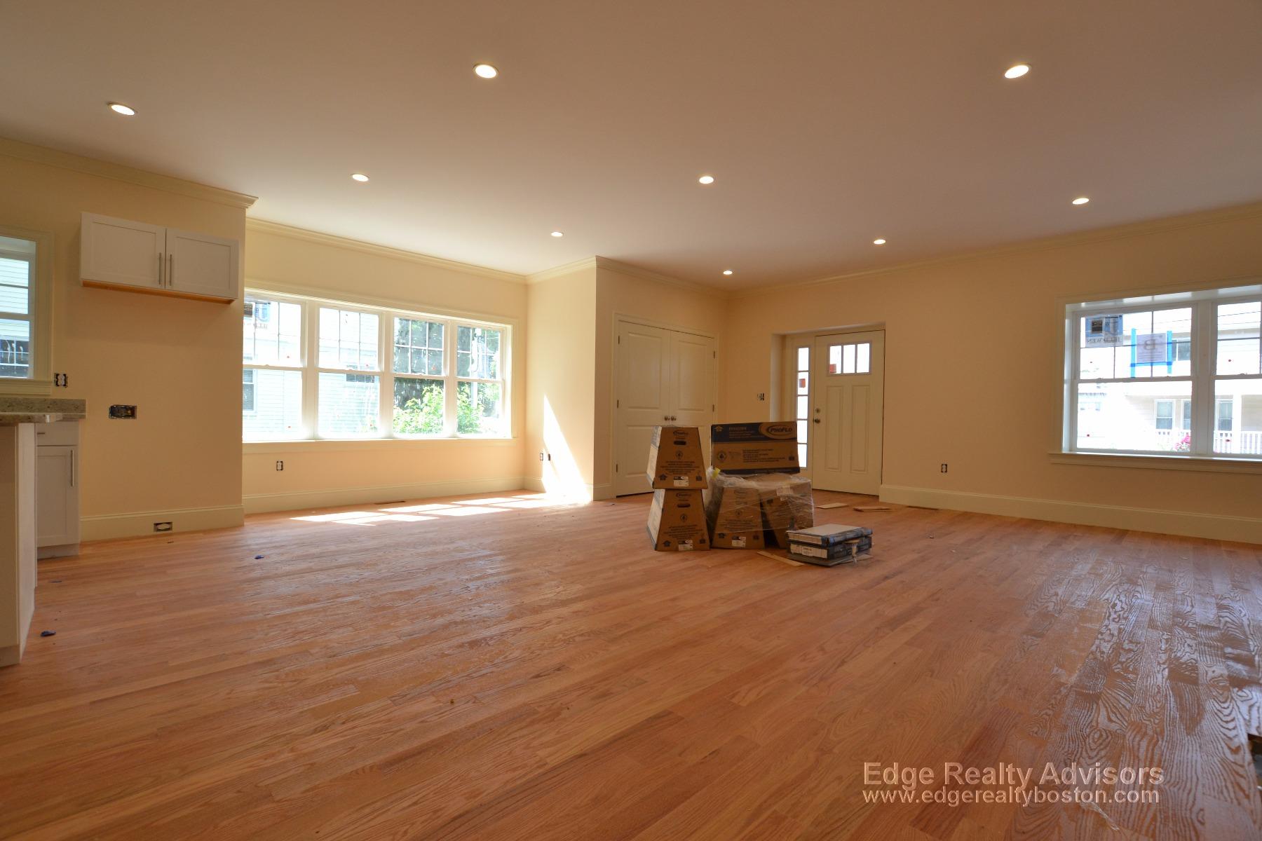 188 Faneuil St, Brighton