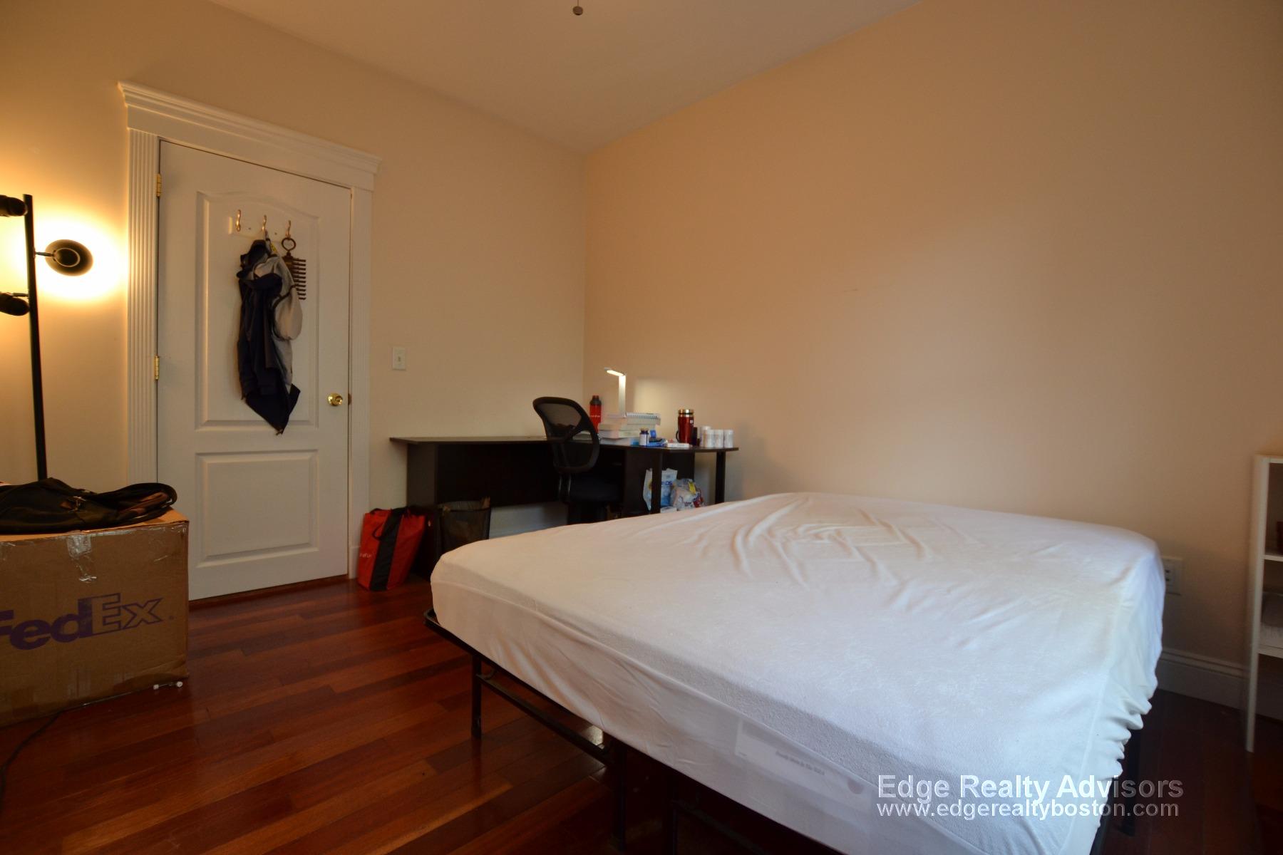 7 Delaware Pl, Brighton