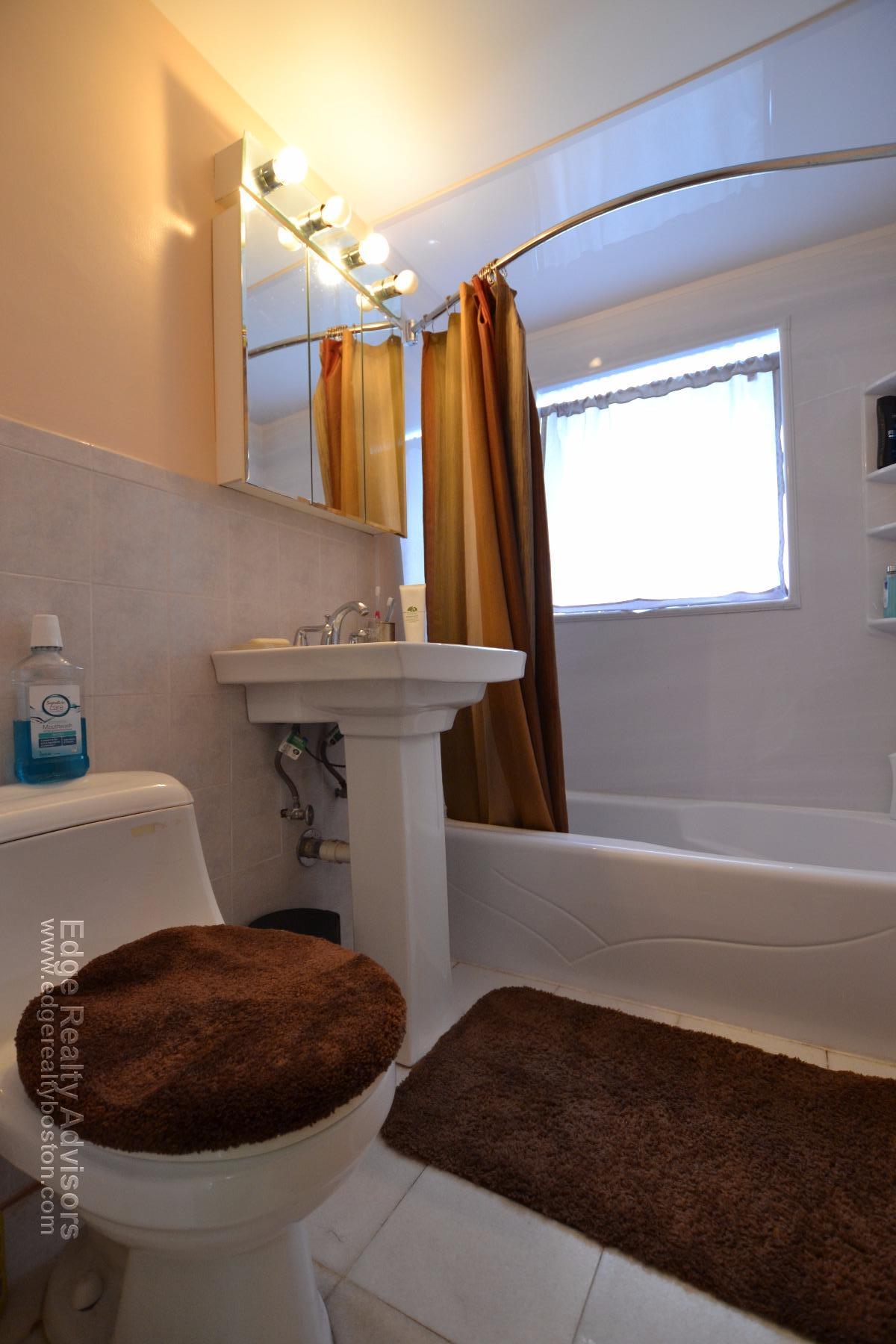 57 Colborne Rd, Brighton