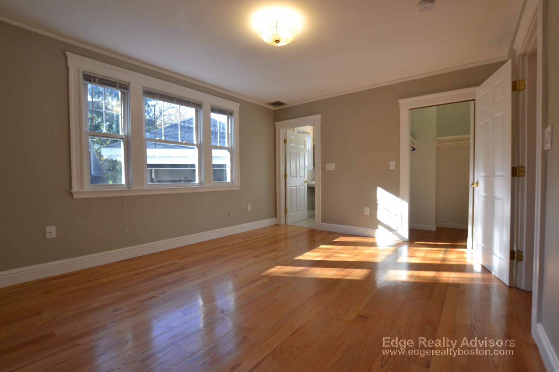 64 Corey Rd, Brighton