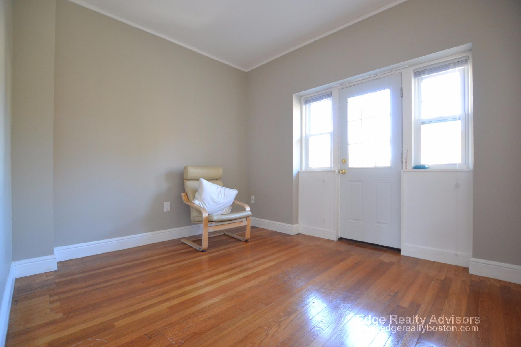 64 Corey Rd, Brighton