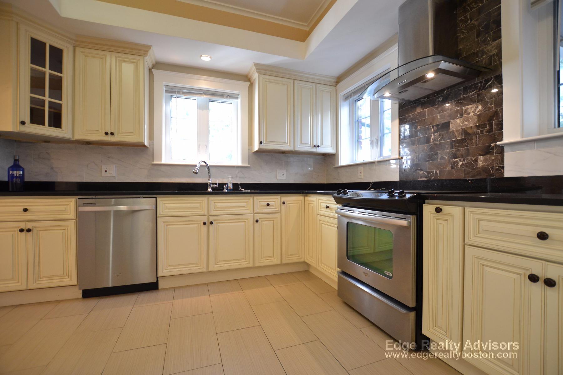 64 Corey Rd, Brighton