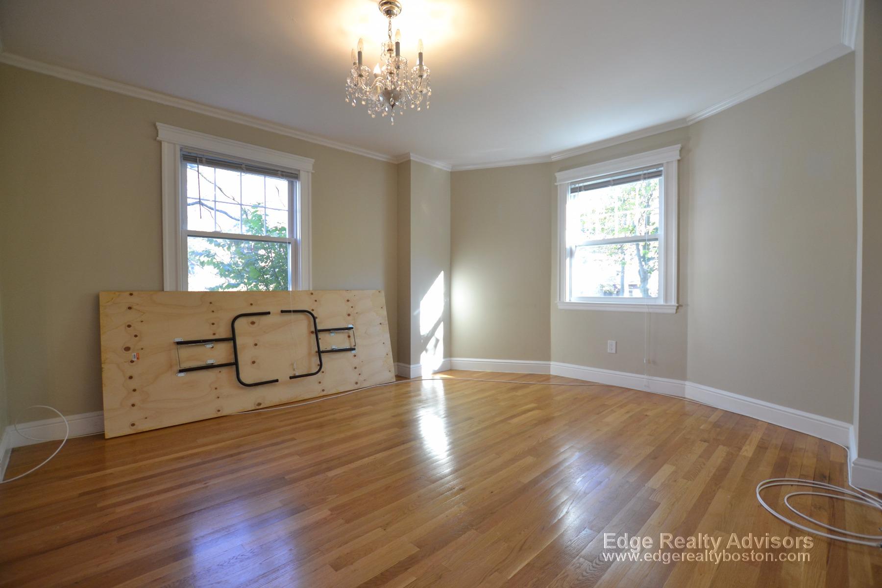 64 Corey Rd, Brighton