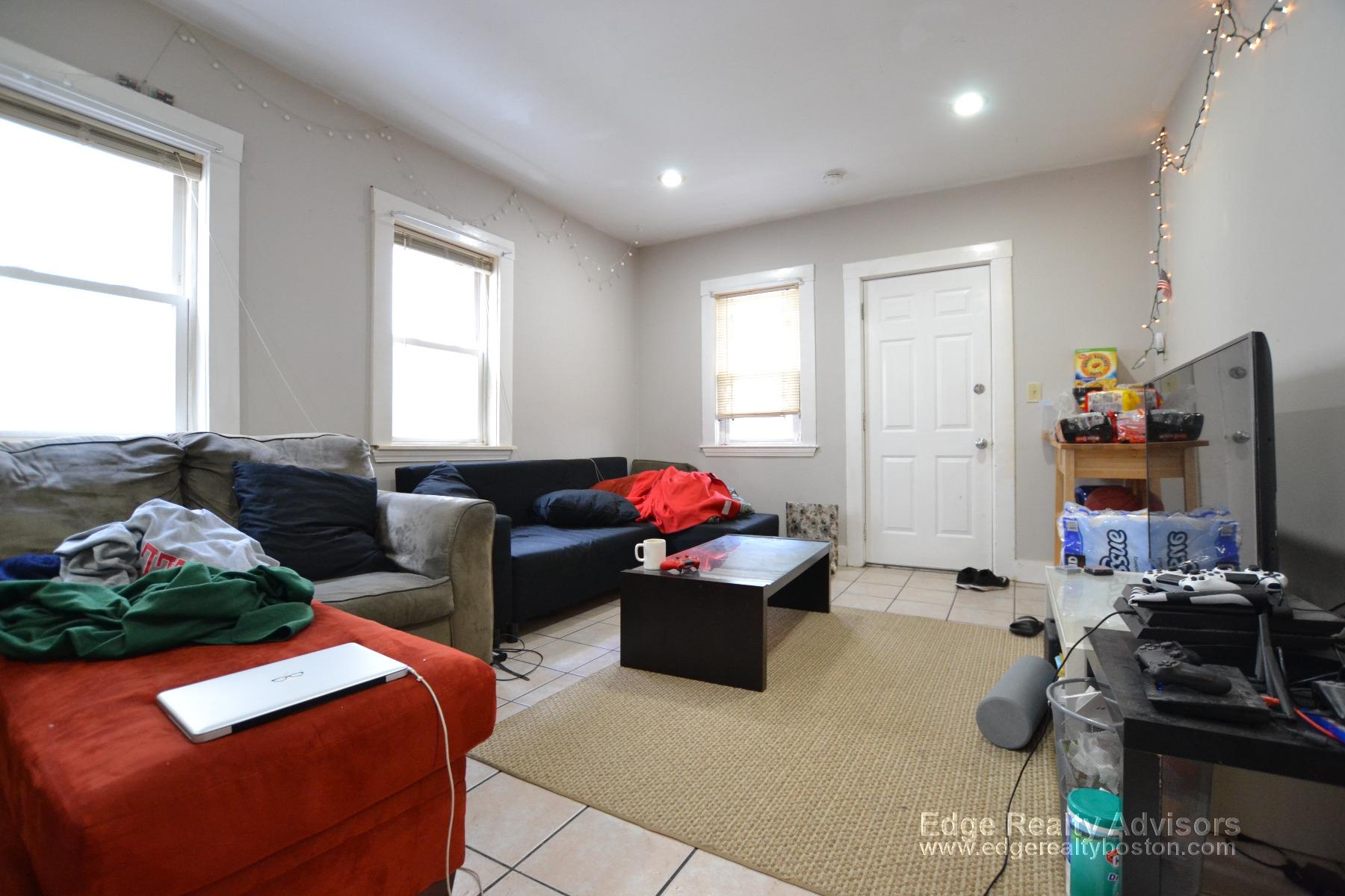 33 Long Ave, Brighton