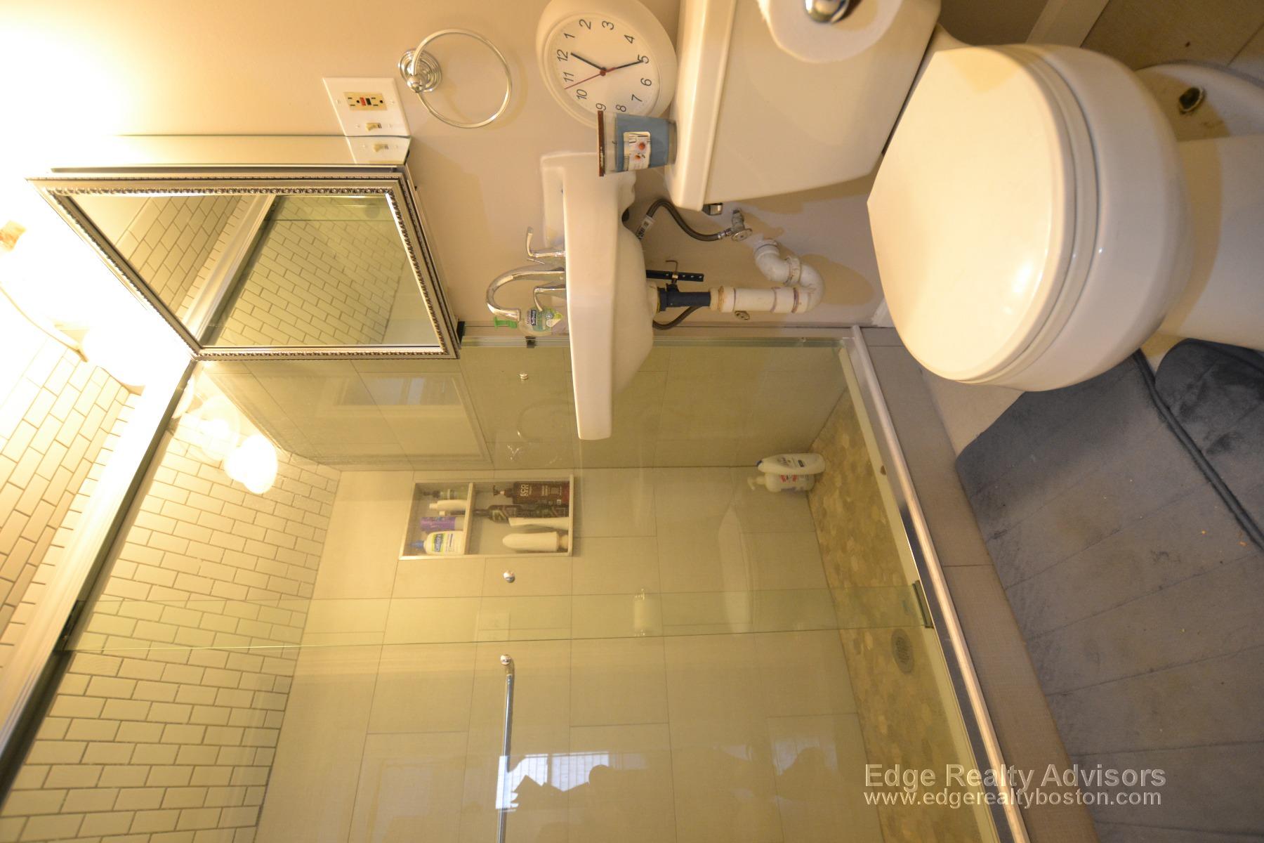 33 Long Ave, Brighton