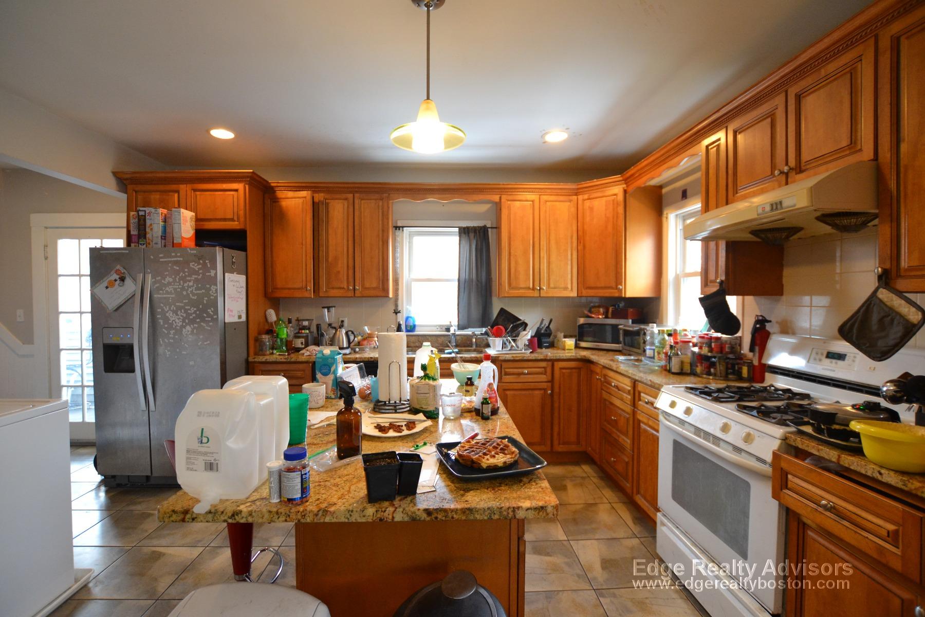 32 Long Ave, Brighton