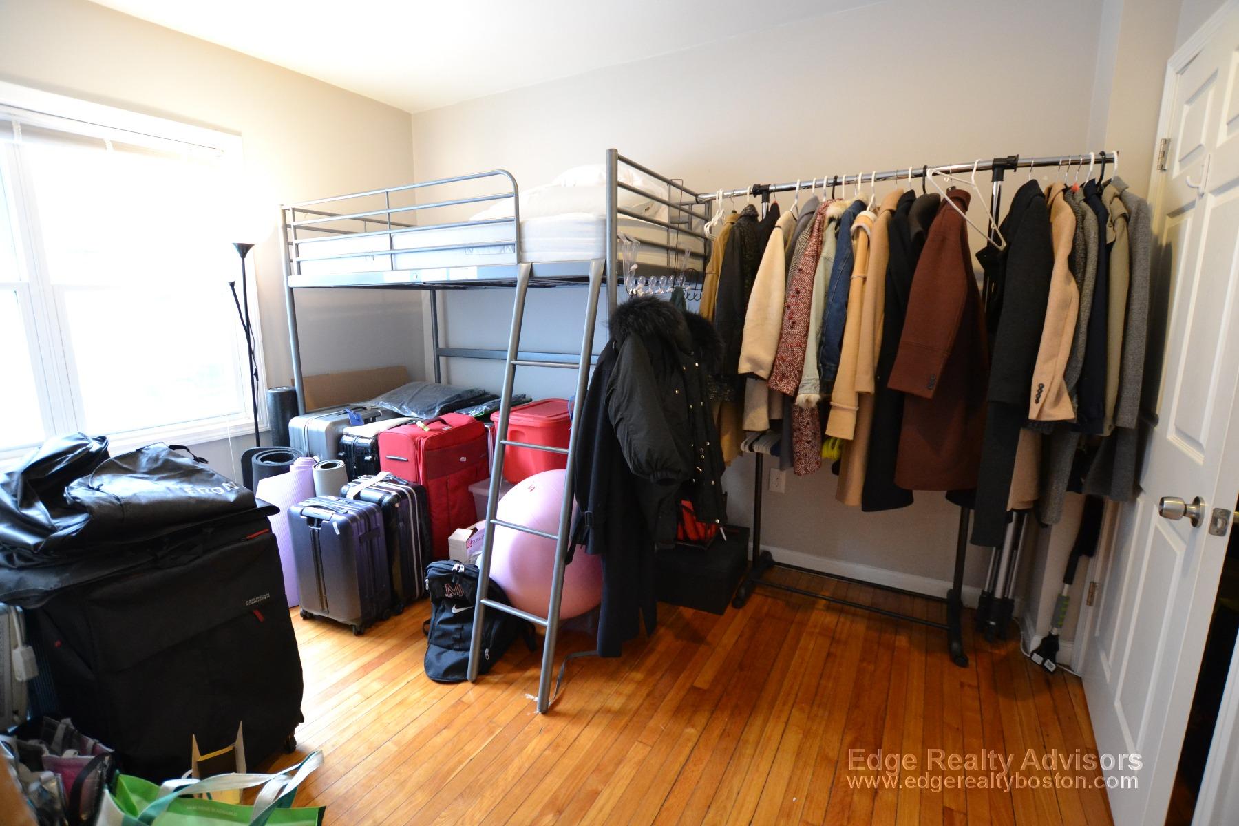 115 Glenville Ave, Allston