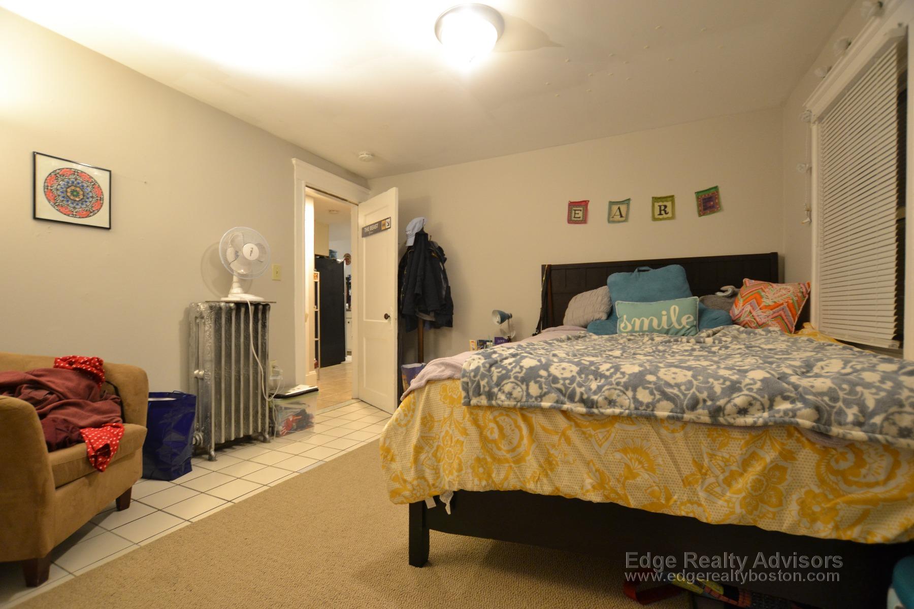 16 Long Ave, Brighton