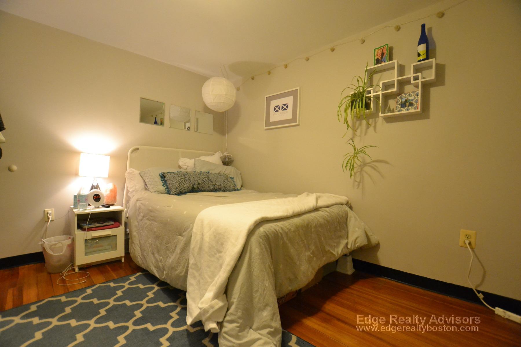 16 Long Ave, Brighton