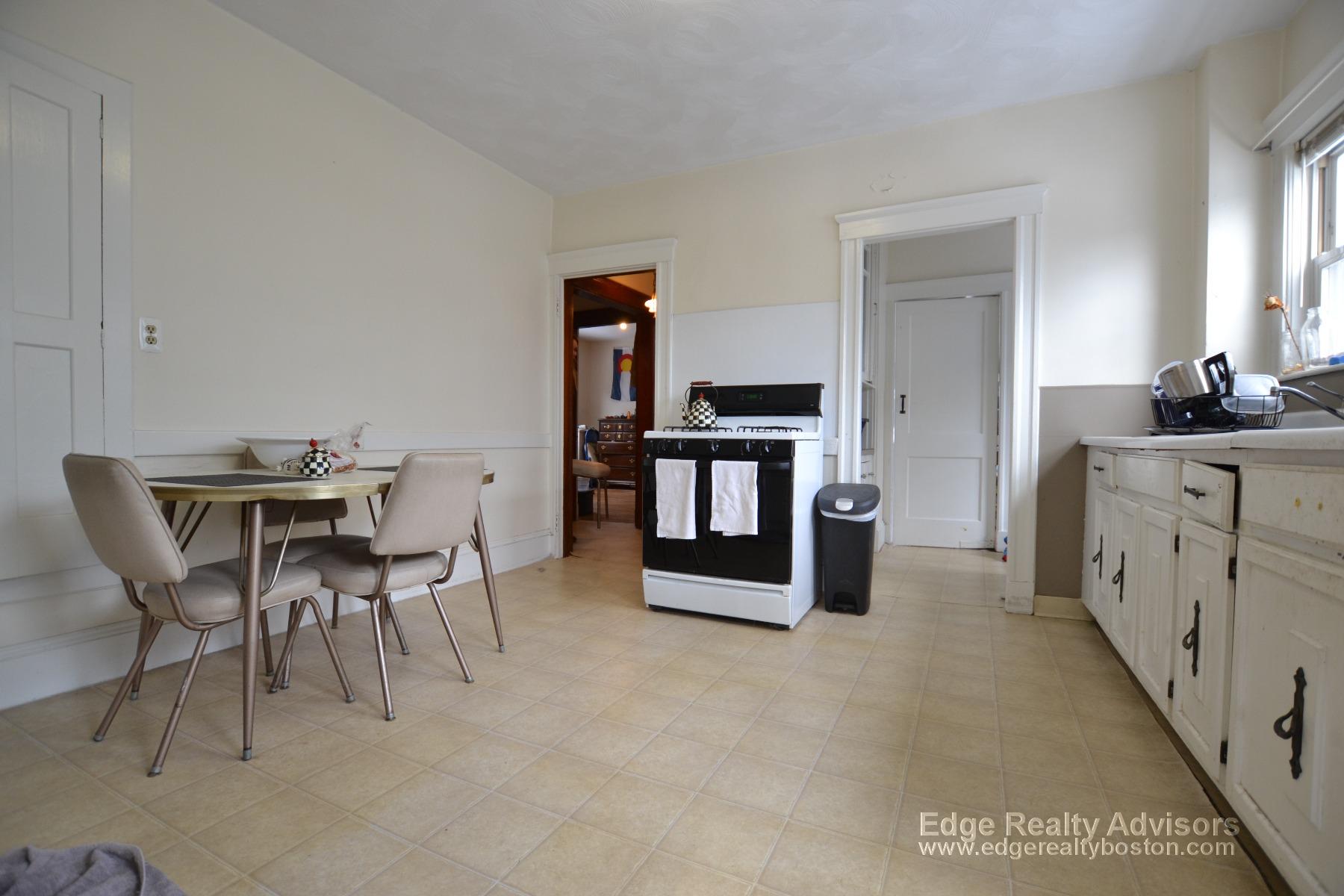 28 Falkland St, Brighton