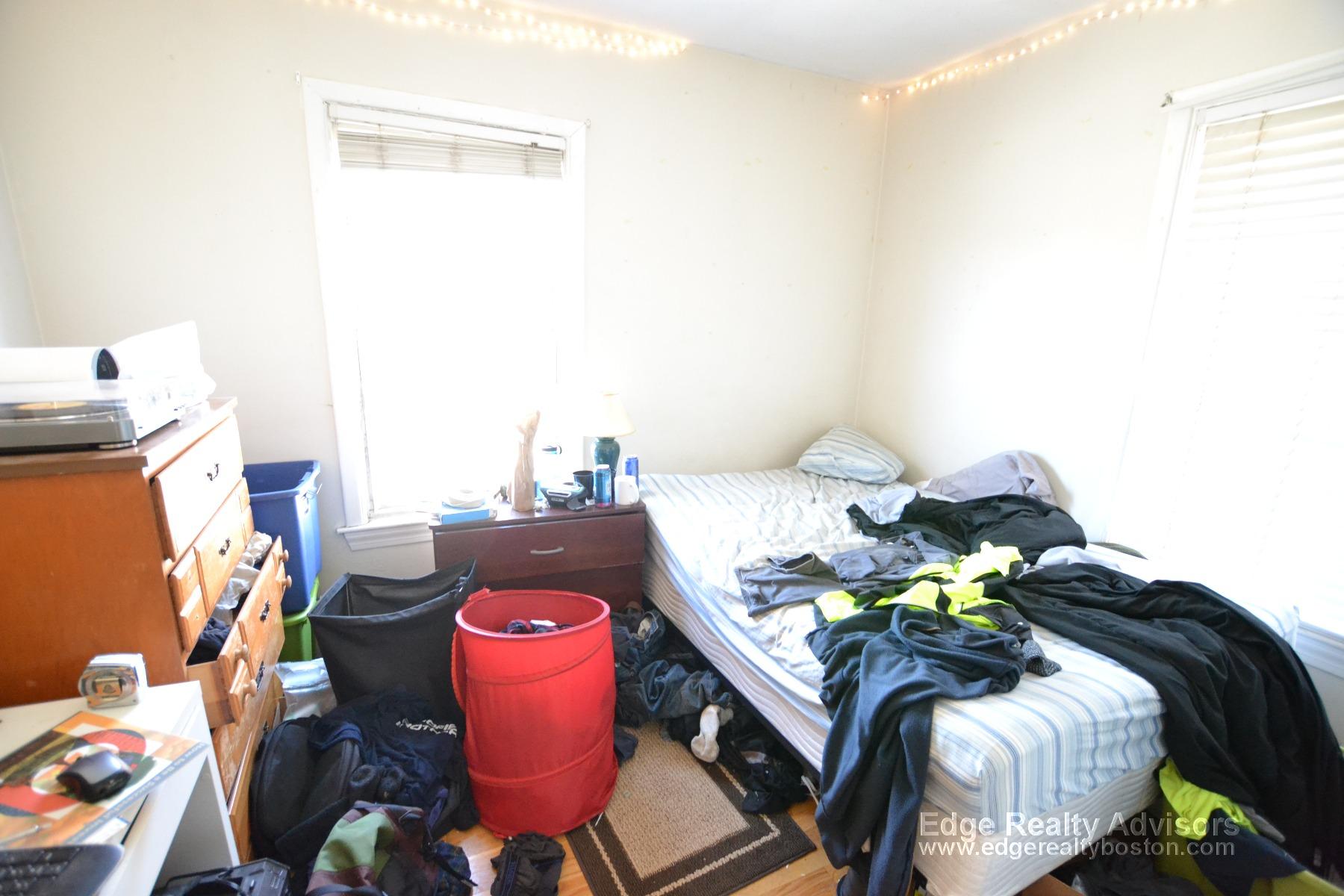 64 North Beacon St, Brighton