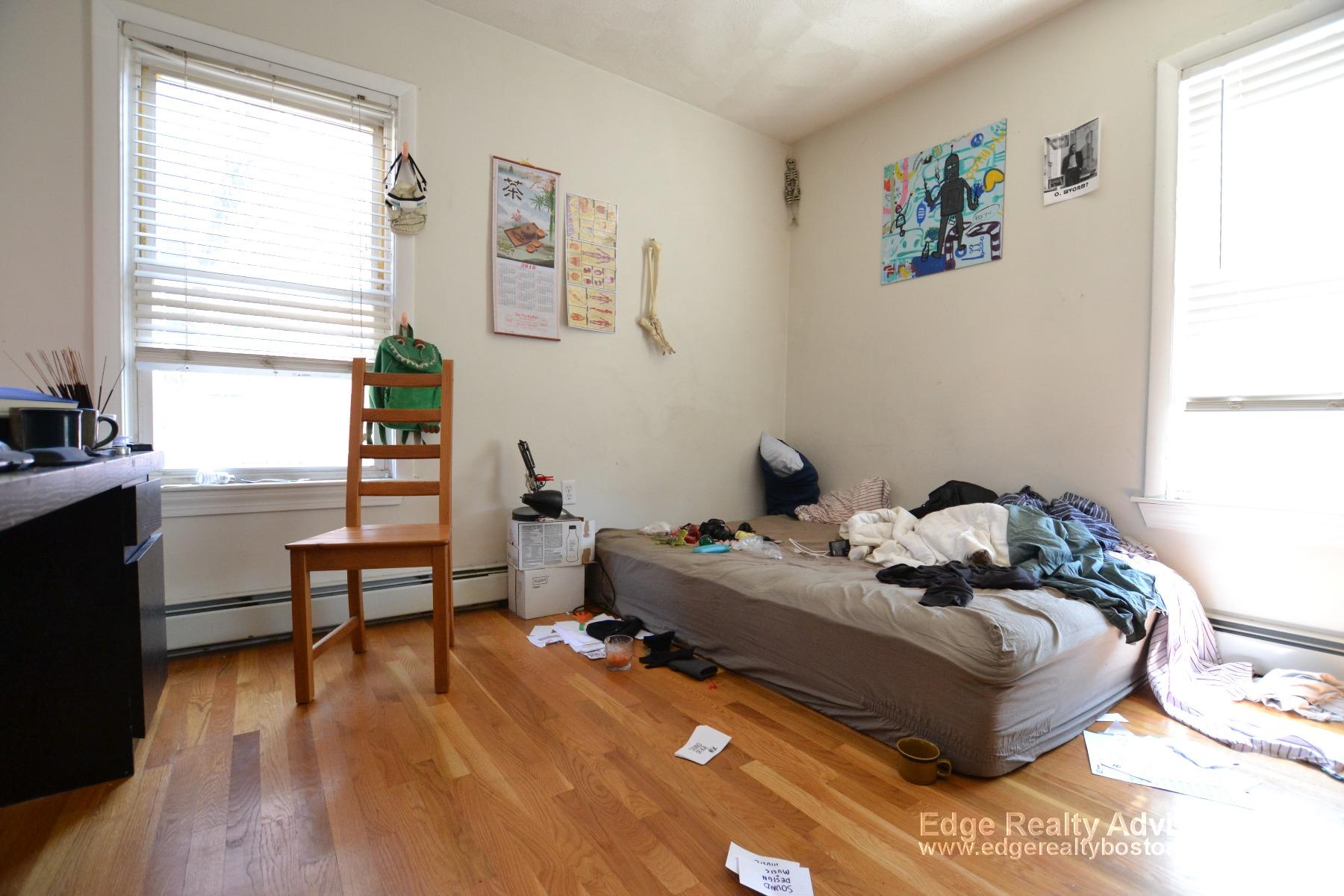 64 North Beacon St, Brighton