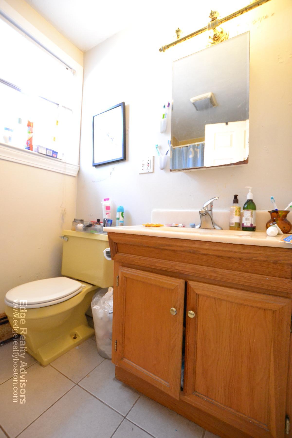 64 North Beacon St, Brighton