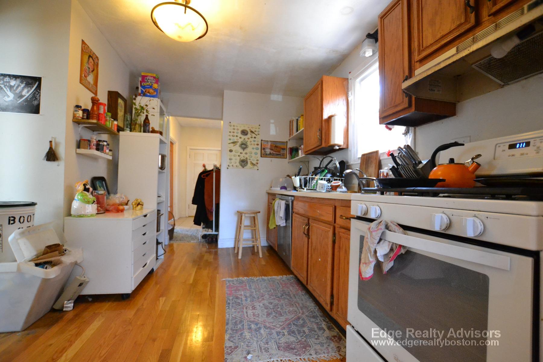 64 North Beacon St, Brighton