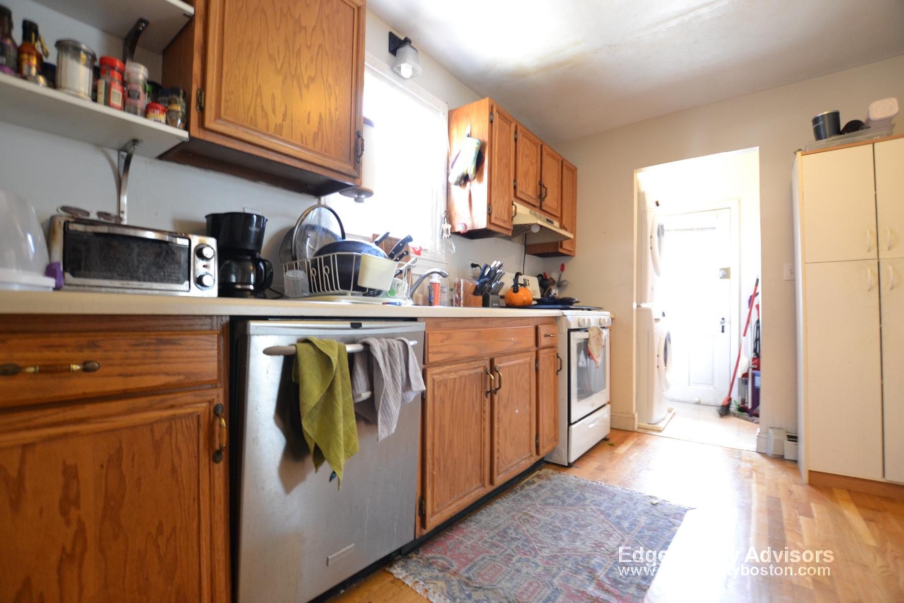 64 North Beacon St, Brighton