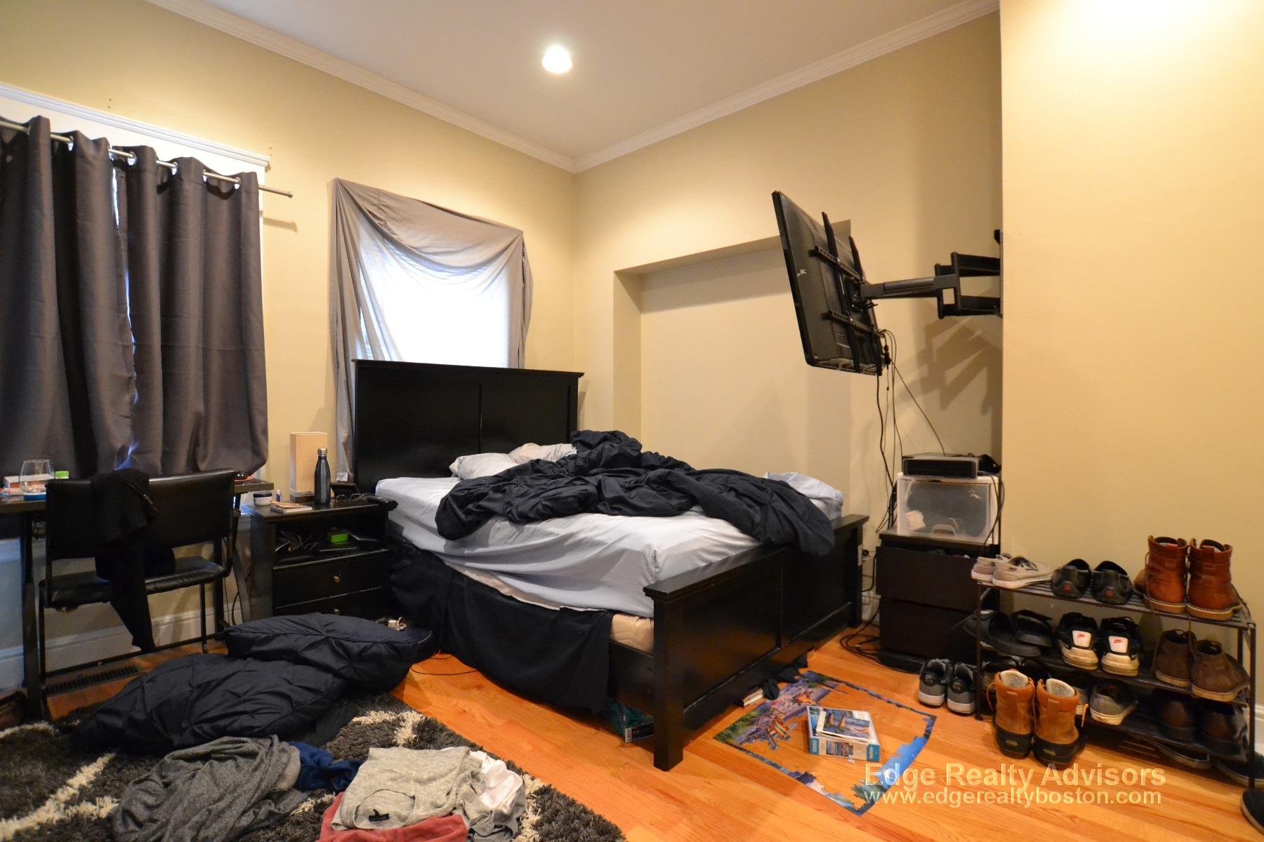 64 Corey Rd, Brighton