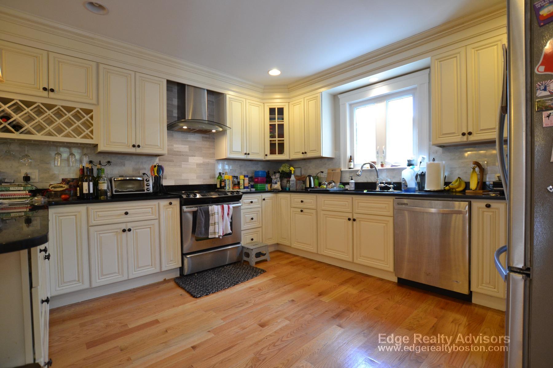 64 Corey Rd, Brighton