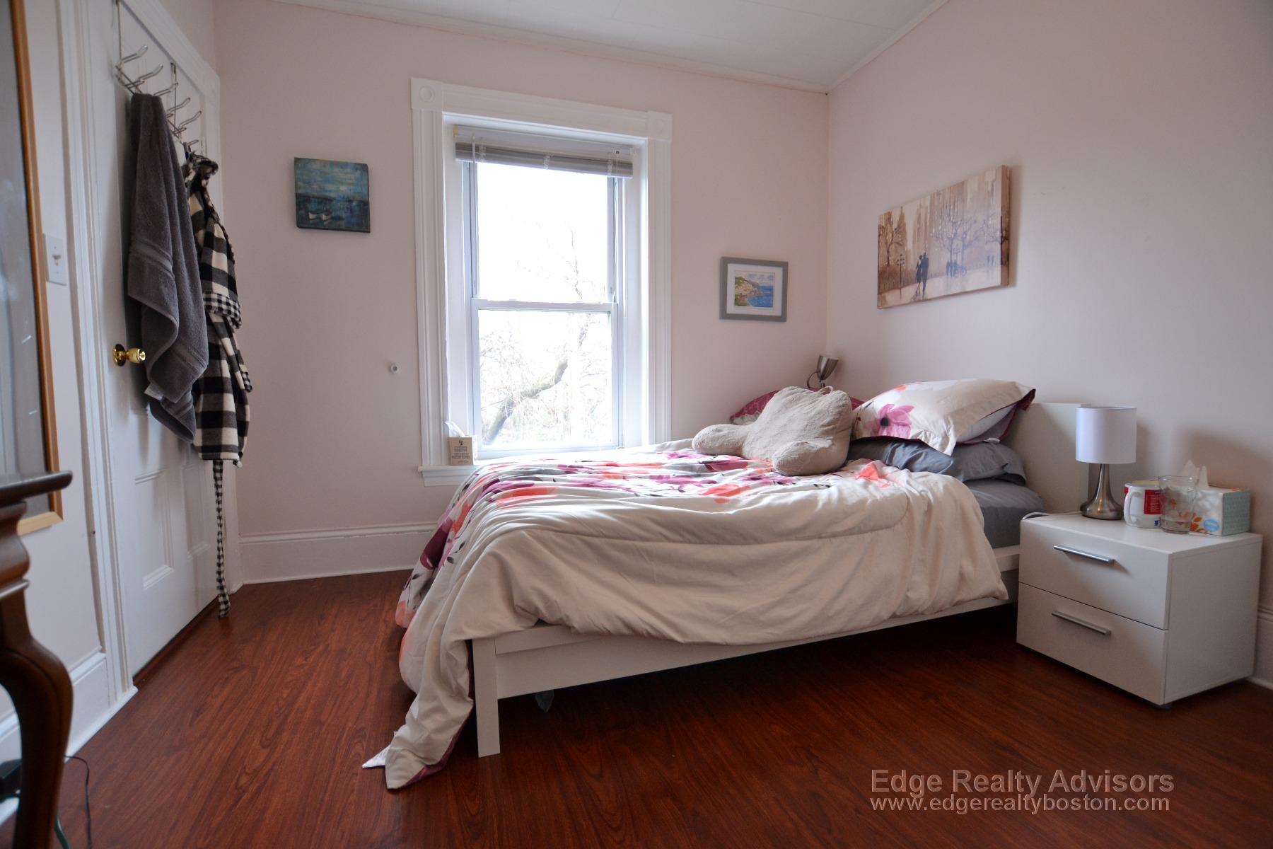 166 Franklin St, Allston