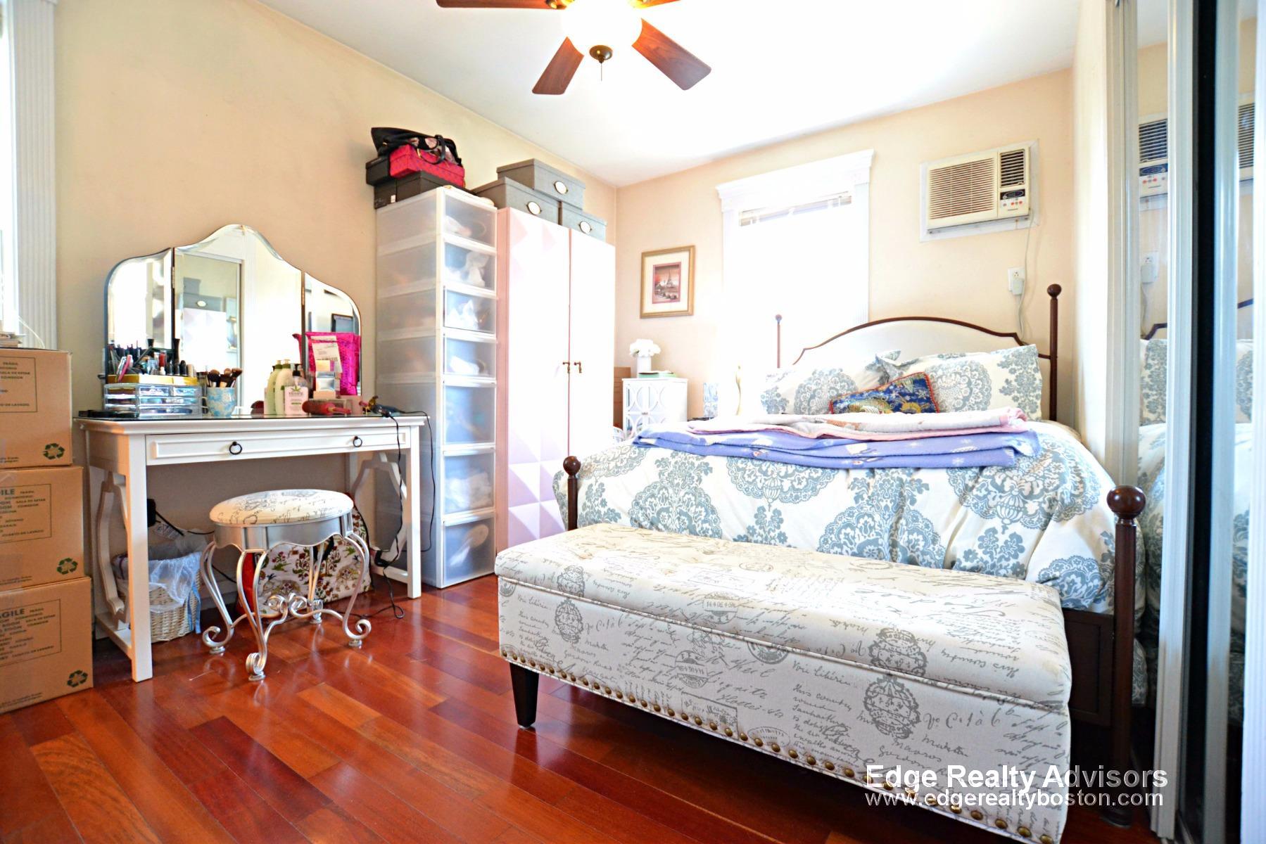 8 Delaware Pl, Brighton