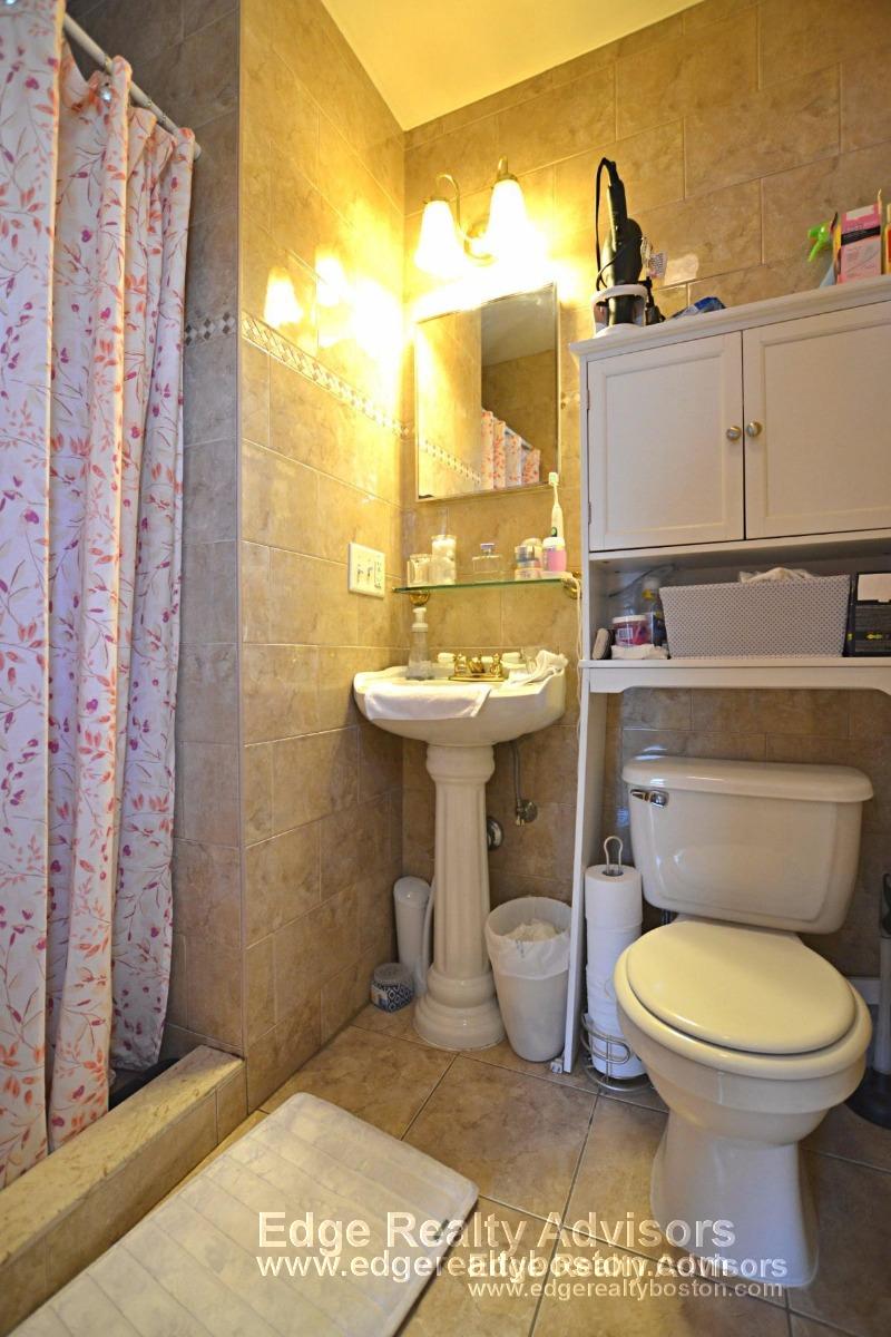 8 Delaware Pl, Brighton