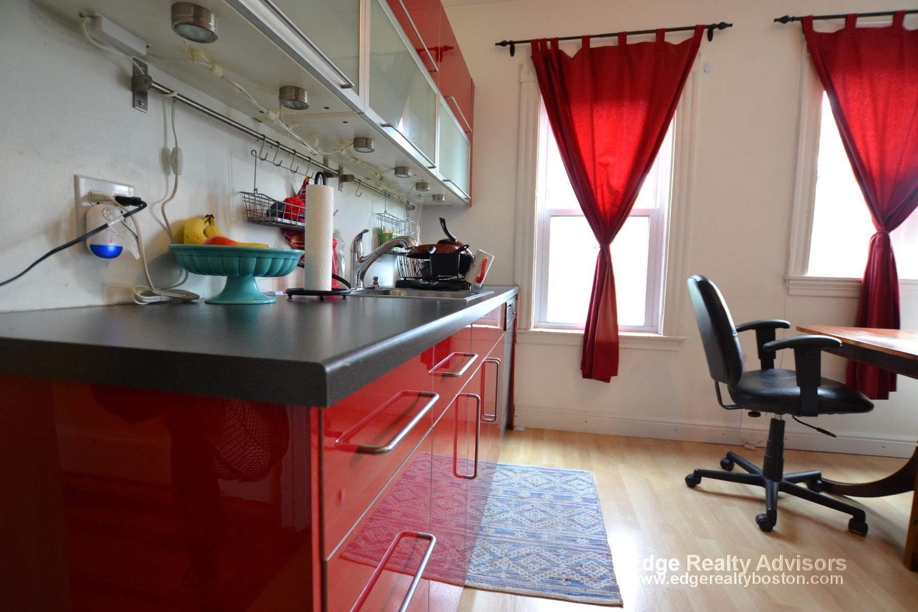 54 Donnybrook Rd, Brighton