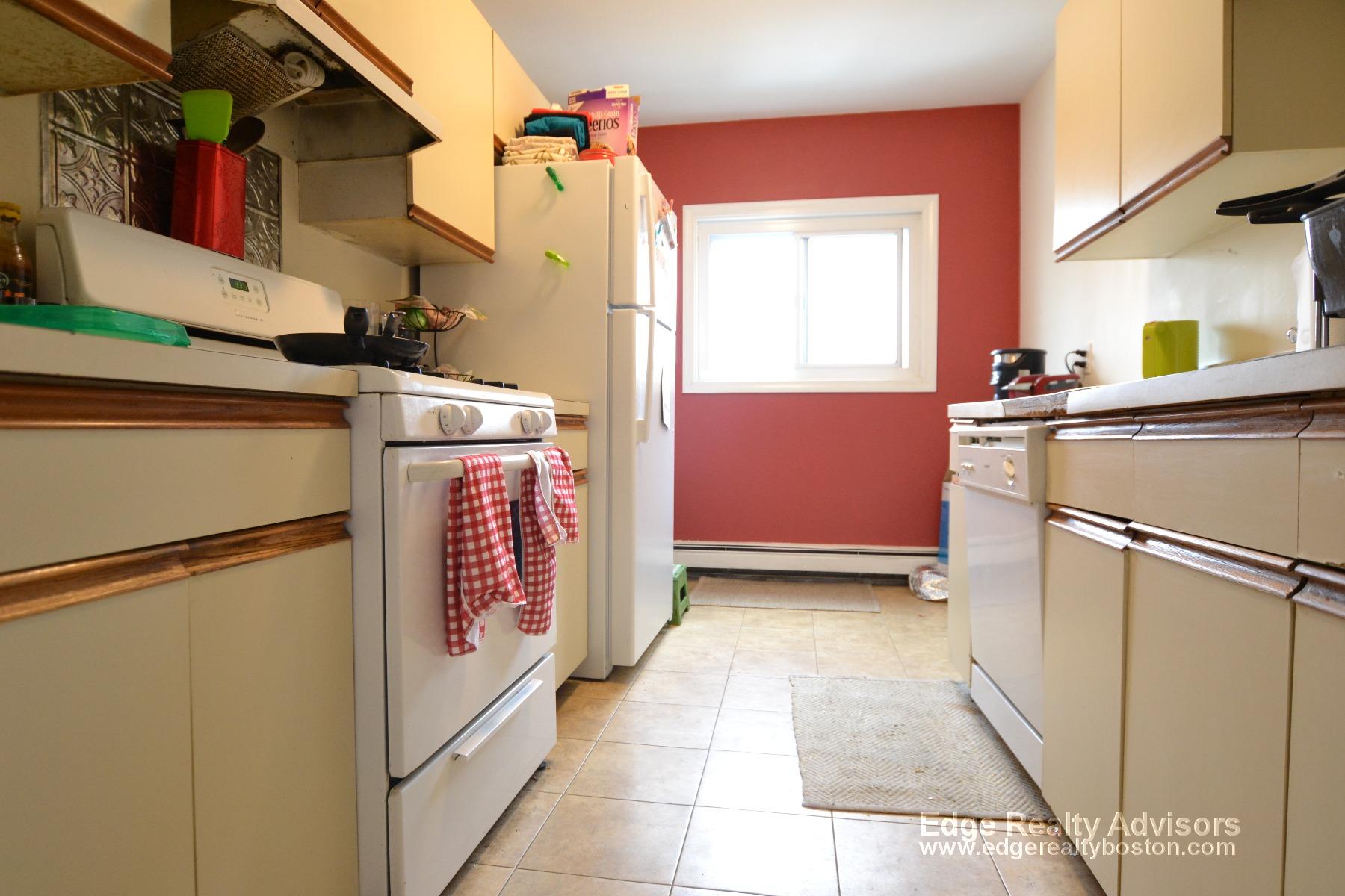 4 Islington St, Allston