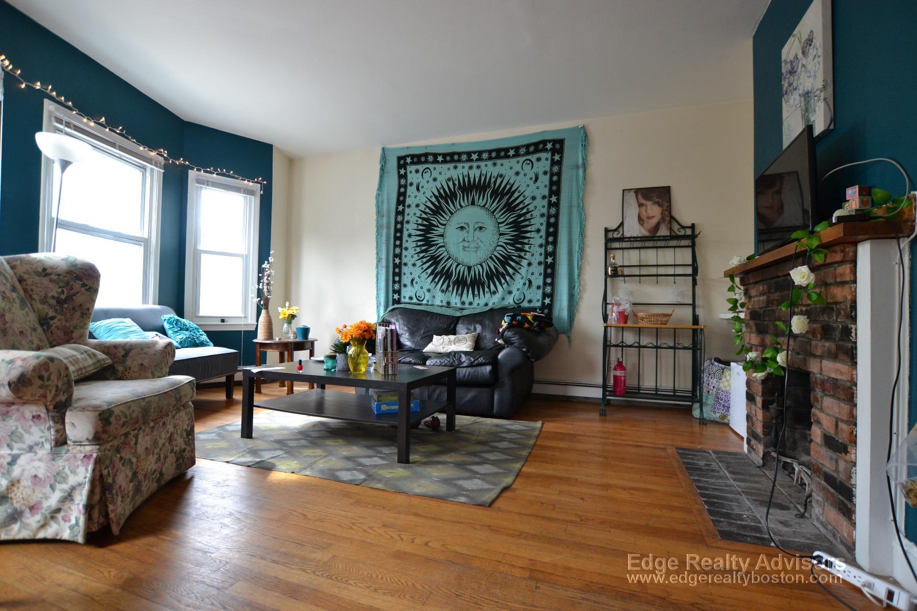 4 Islington St, Allston