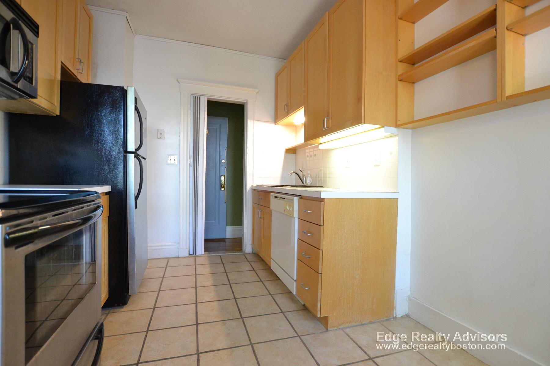 1746 Commonwealth Ave, Brighton