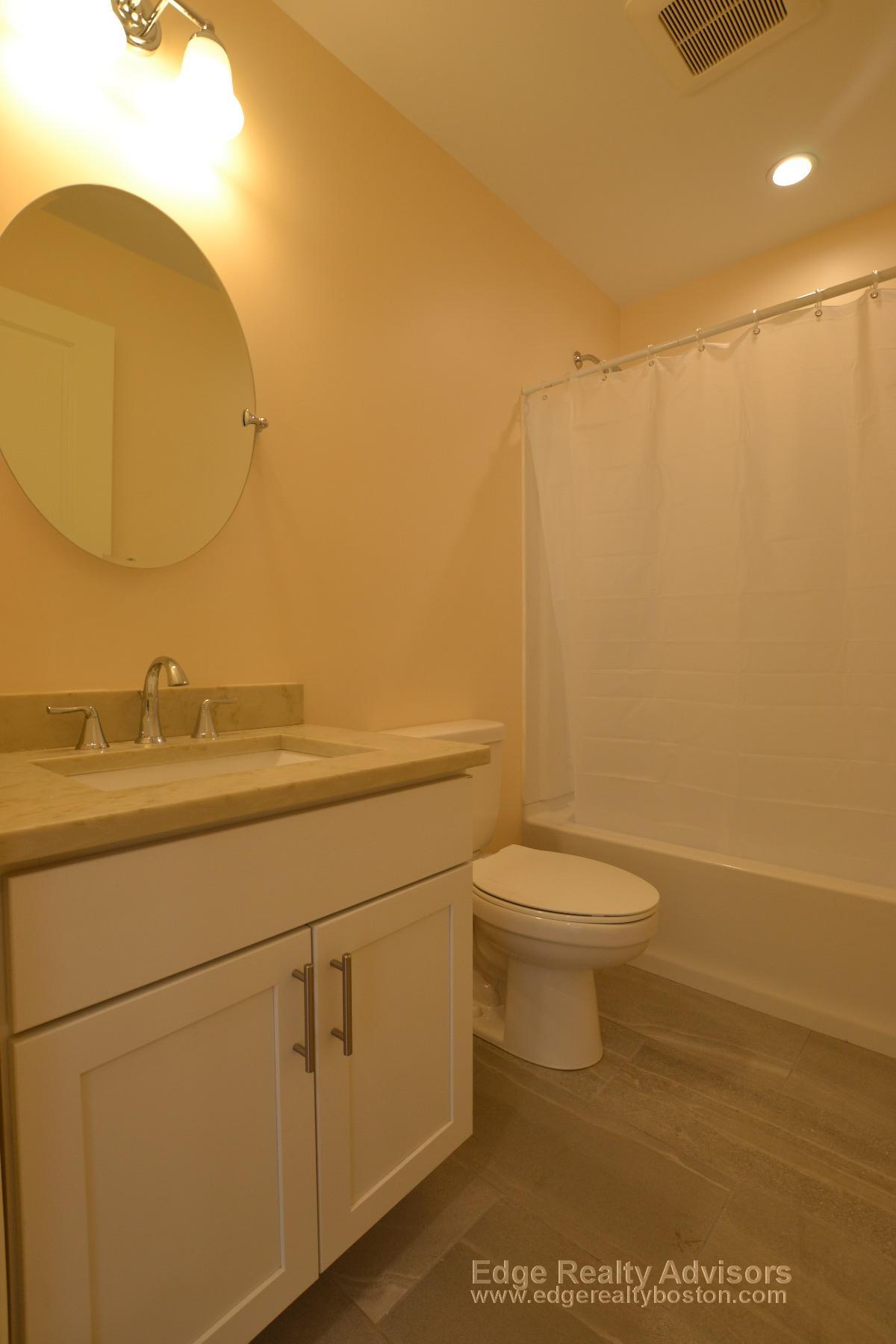 33 Pratt St, Allston