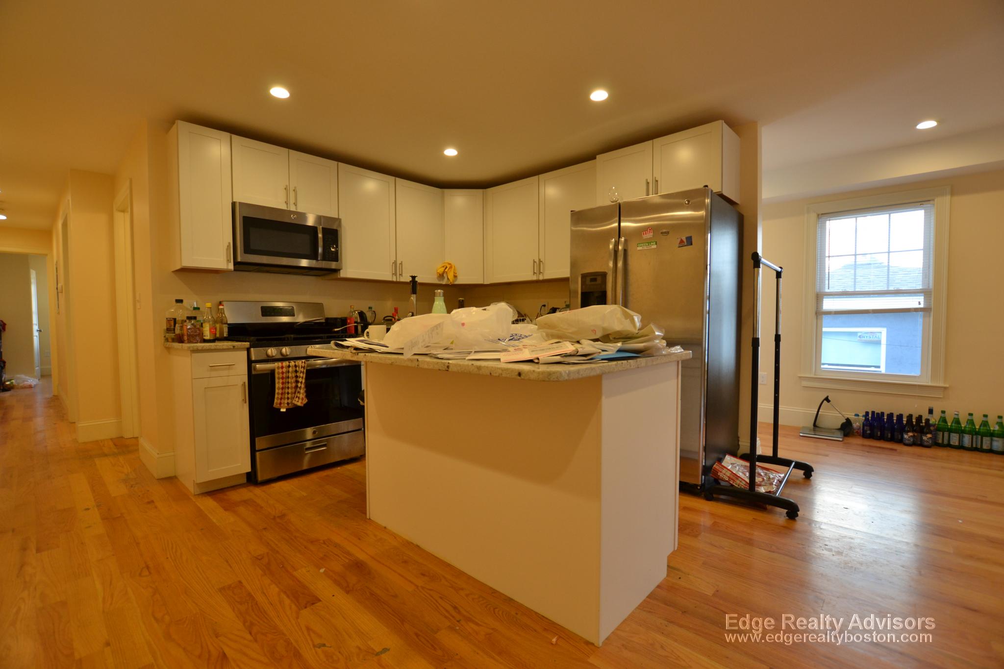 21 Higgins St, Allston