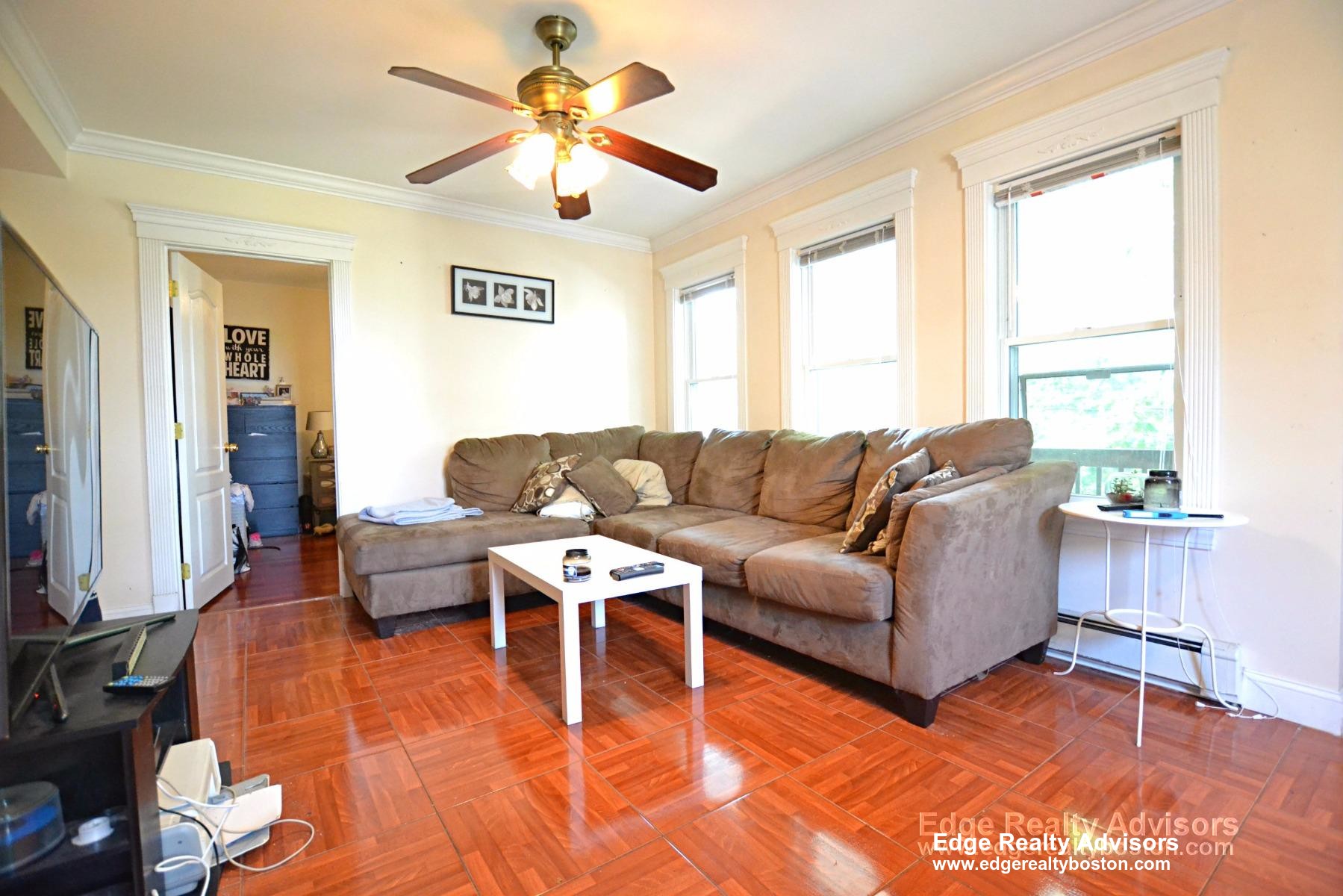 8 Delaware Pl, Brighton