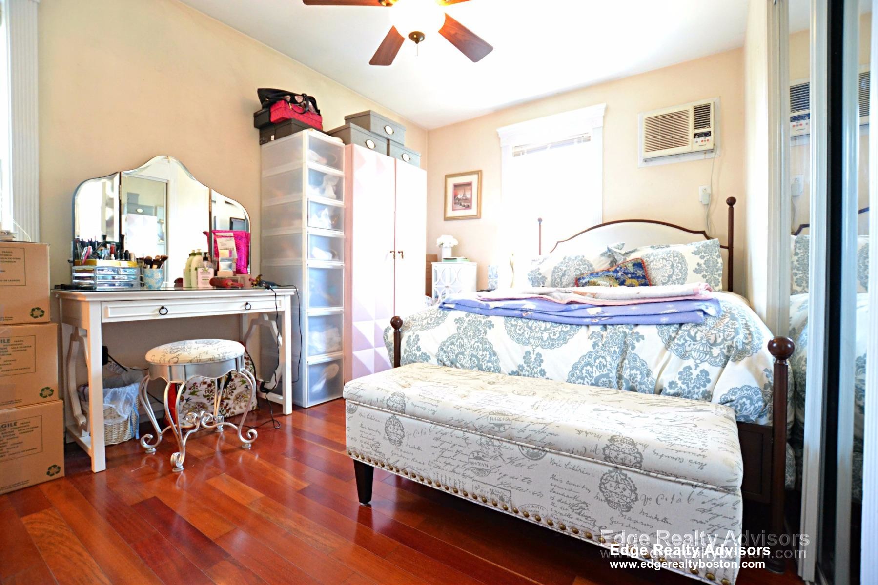 8 Delaware Pl, Brighton