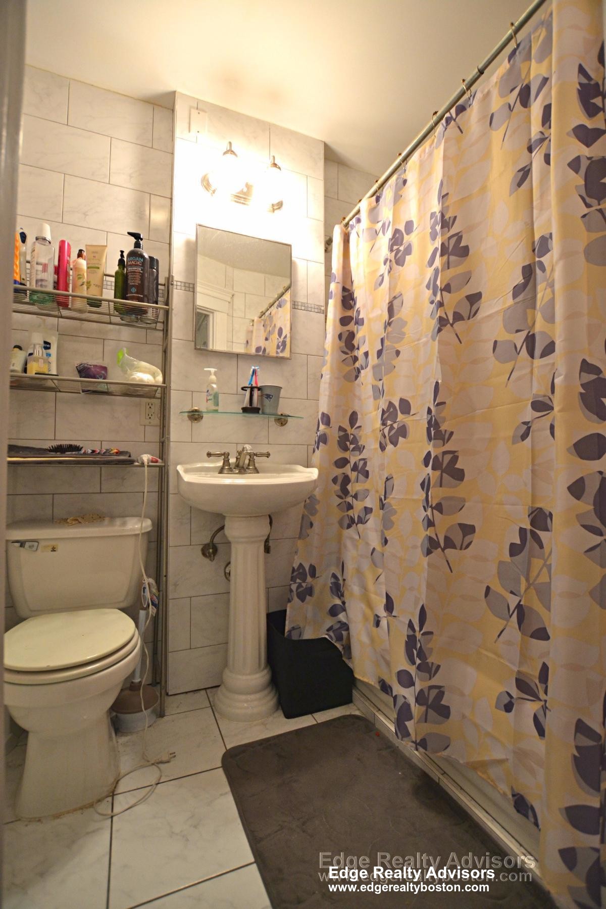 8 Delaware Pl, Brighton