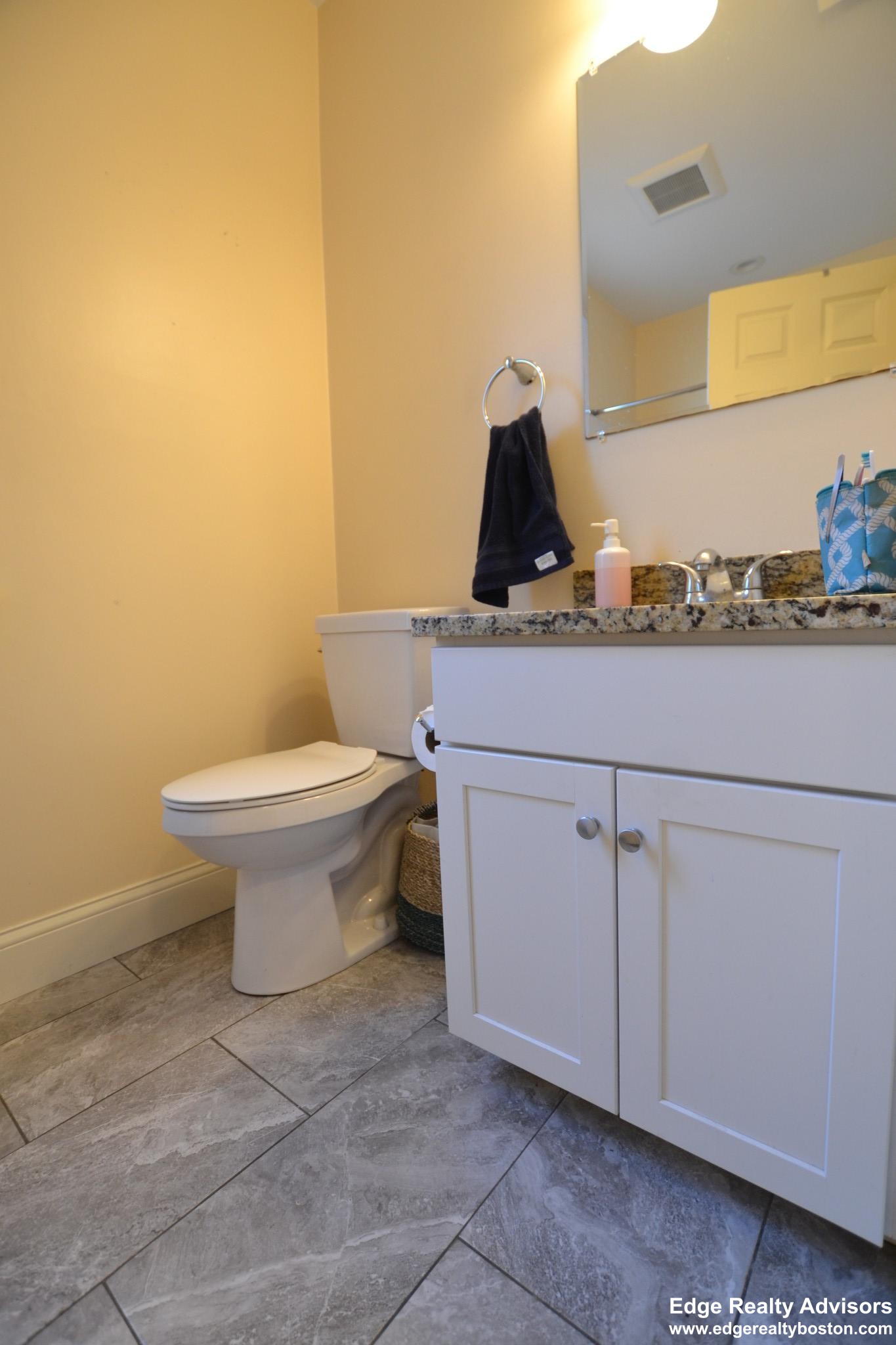 35 Pratt St, Allston