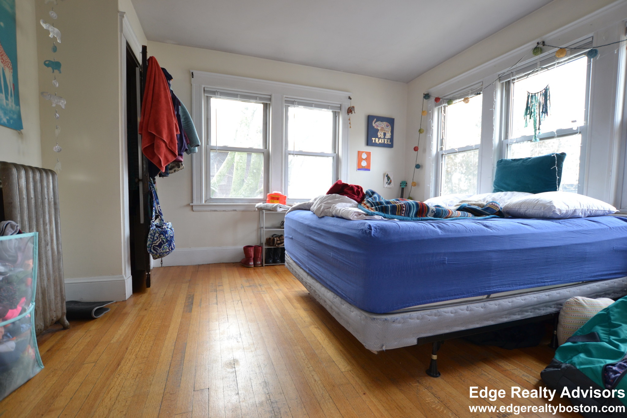 7 Dickinson Rd, Brighton