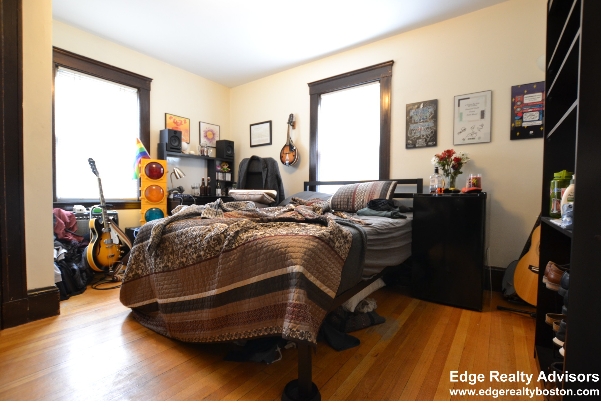 7 Dickinson Rd, Brighton