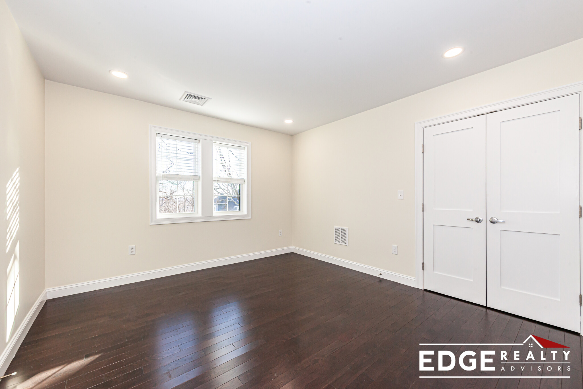 77 Winchester St, Medford