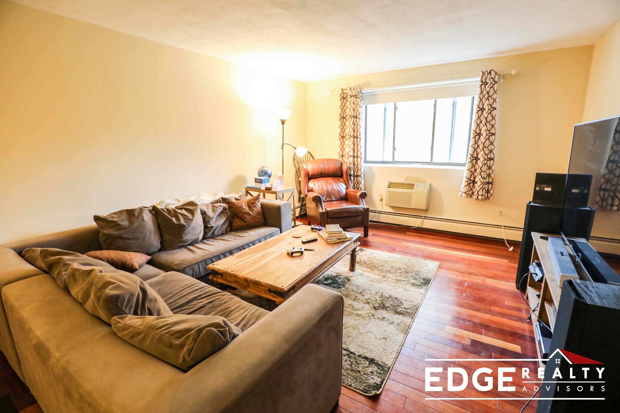 28 Brentwood St, Allston