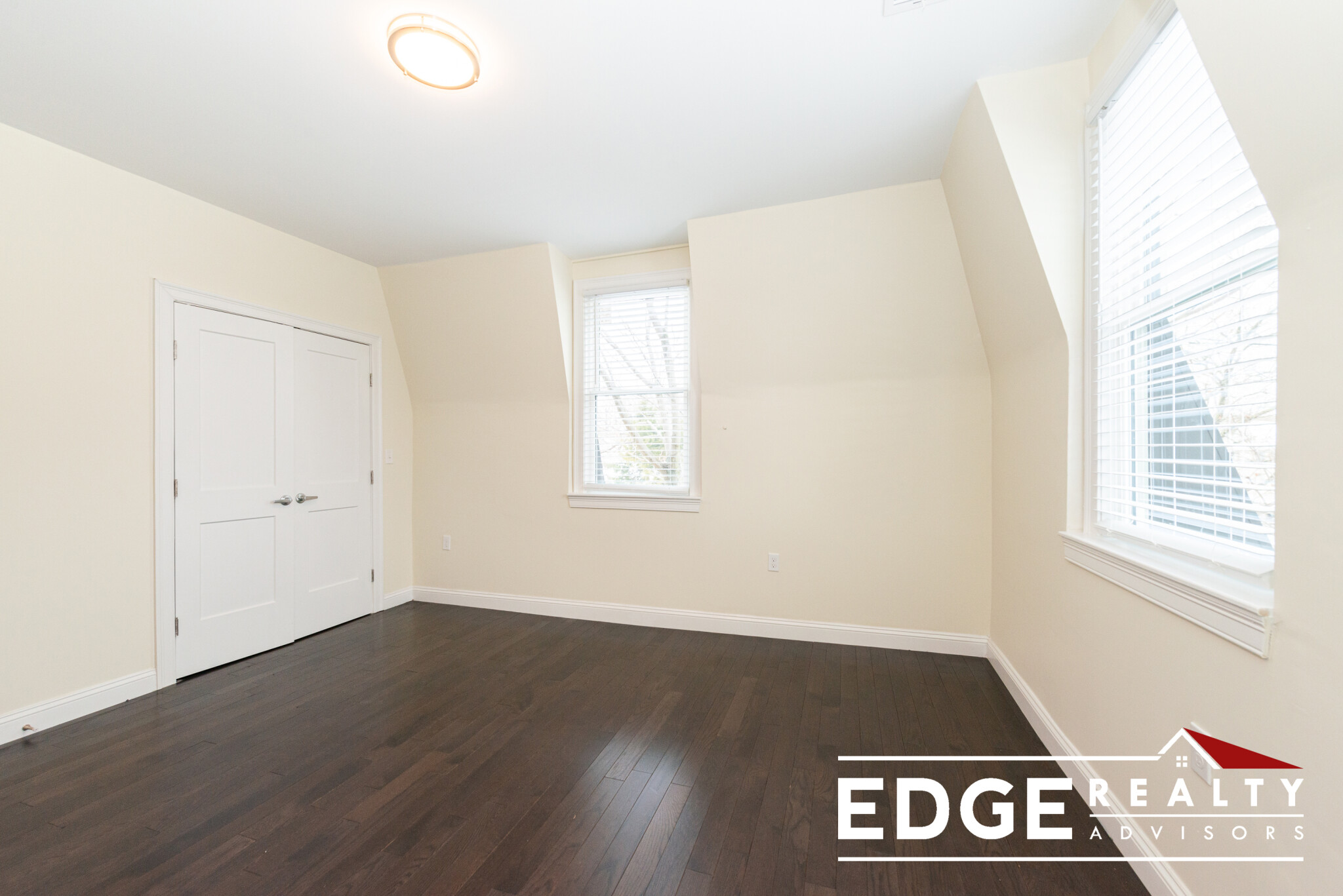 9 Marion St, Tufts University