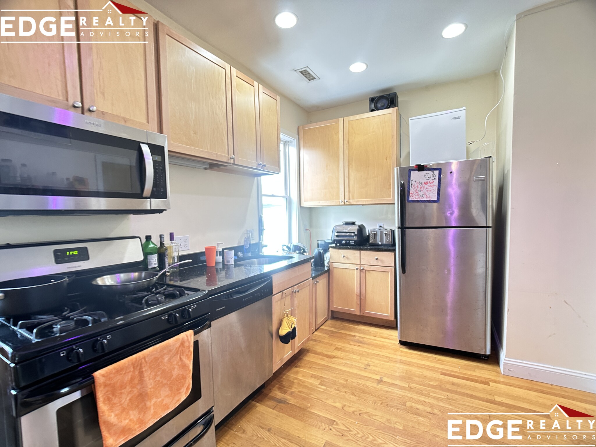 24 Ashford St, Allston