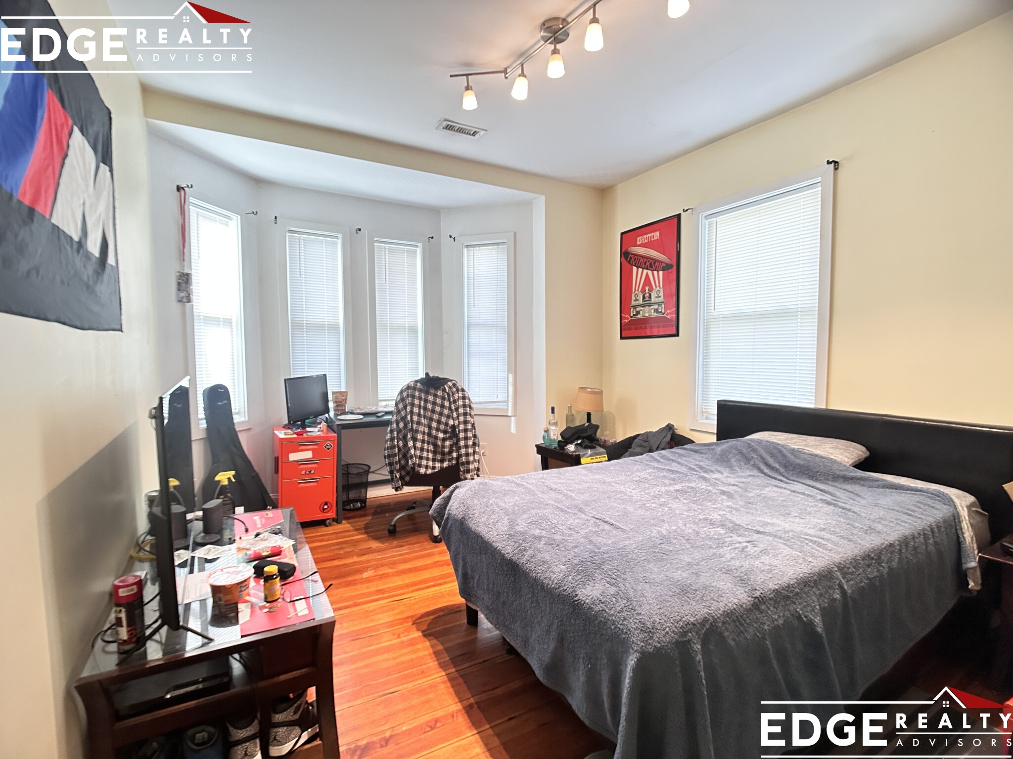 24 Ashford St, Allston