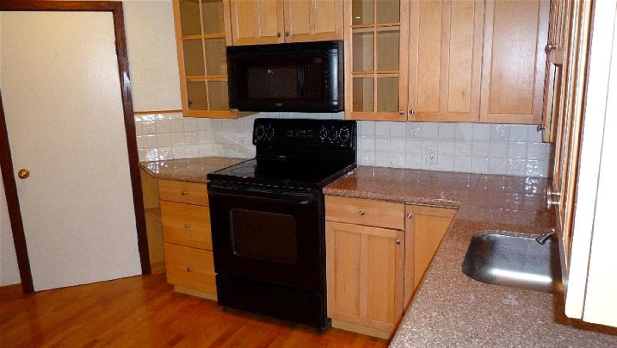 67 Putnam St, Prospect Hill