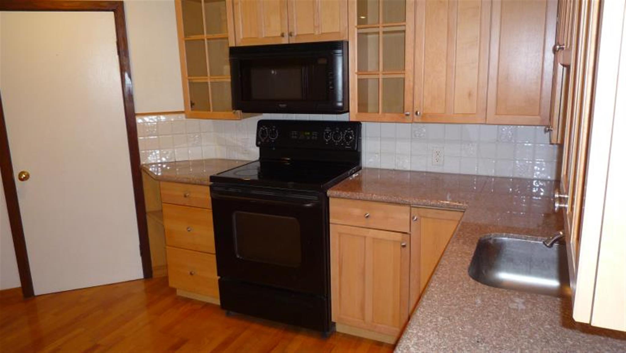 67 Putnam St, Prospect Hill