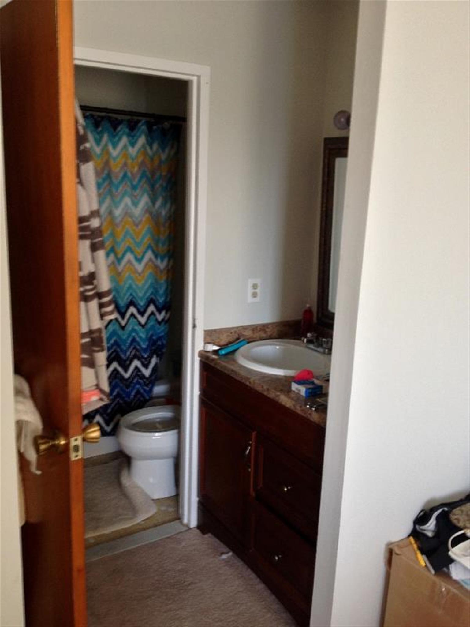 474 Broadway, Magoun Square