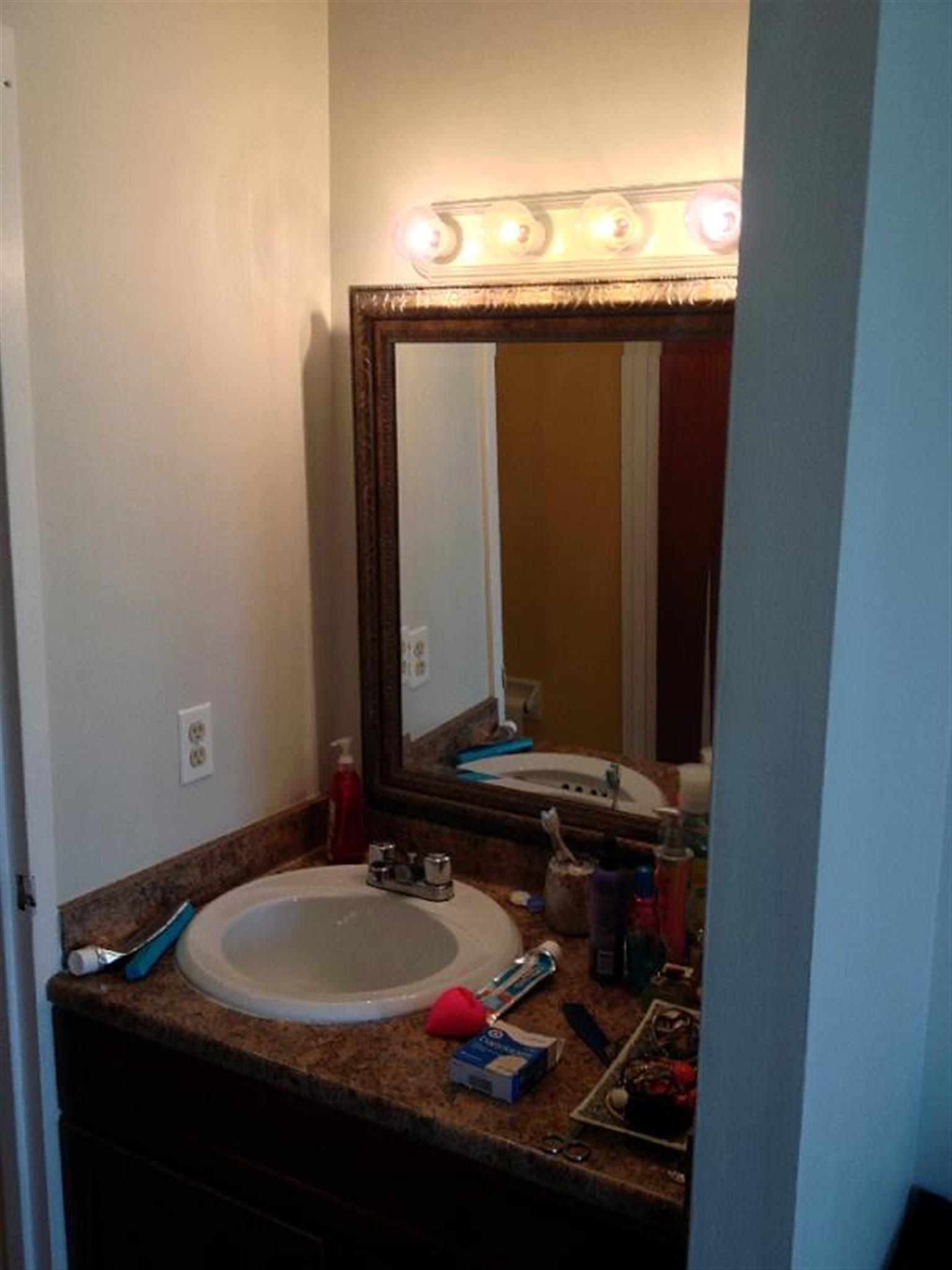 474 Broadway, Magoun Square