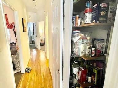 17 Thacher St, North End